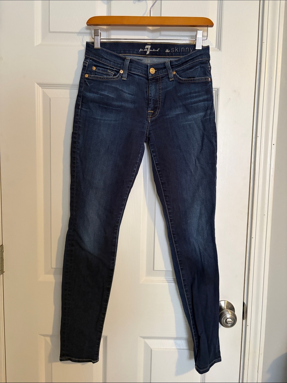 7 For All Mankind Skinny Jeans in Dark Blue - Women's